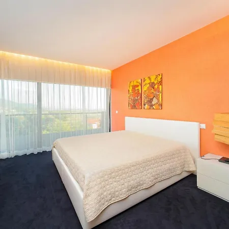 Casa De Montedor Feriehus *